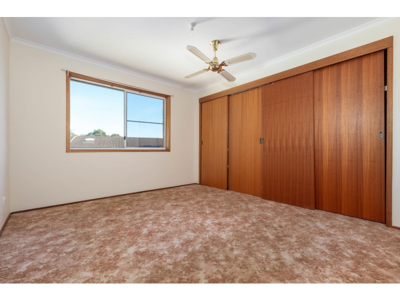 2 Joseph Street, Batehaven NSW 2536