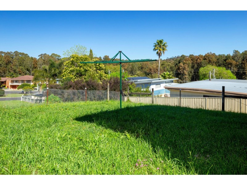 2 Joseph Street, Batehaven NSW 2536