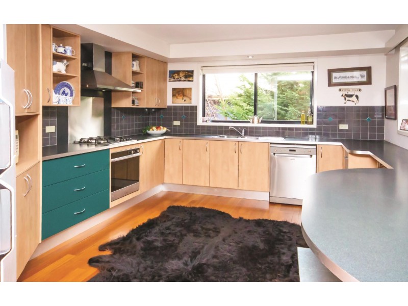 7 Oakwood Way, Catalina NSW 2536