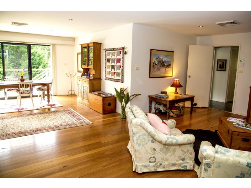 7 Oakwood Way, Catalina NSW 2536
