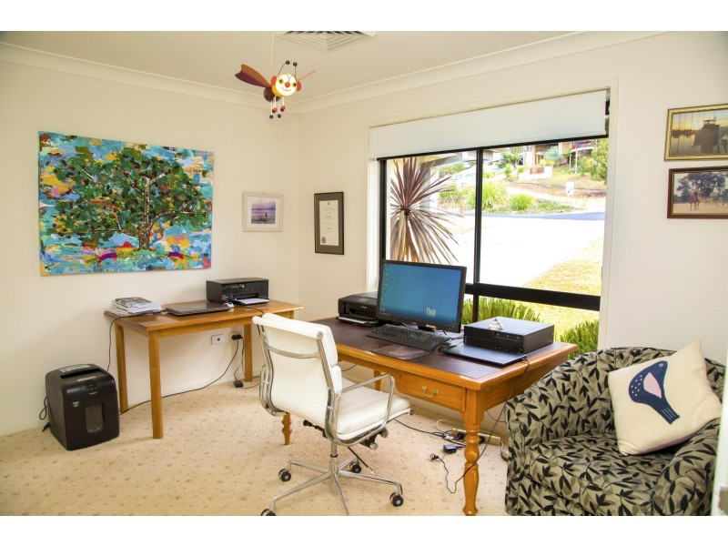 7 Oakwood Way, Catalina NSW 2536