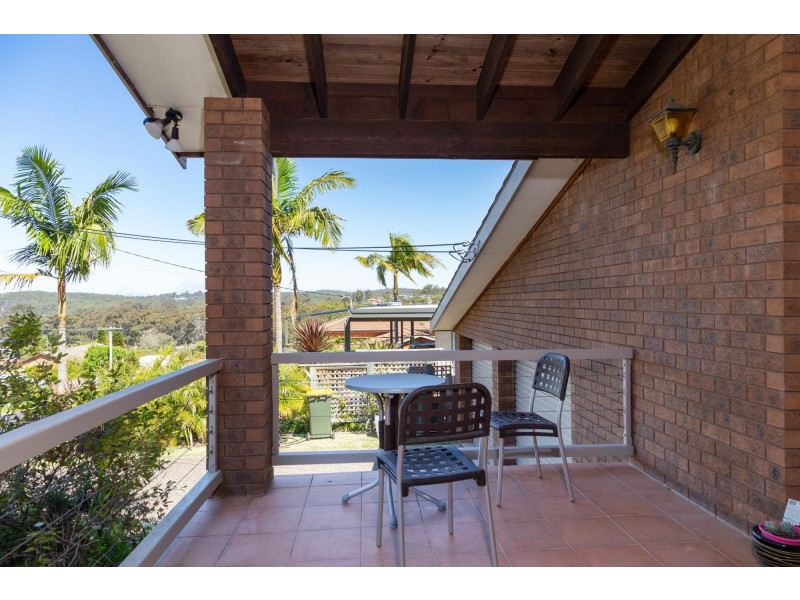 56 Cook Avenue, Surf Beach NSW 2536