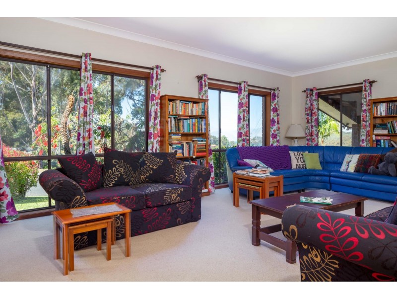 56 Cook Avenue, Surf Beach NSW 2536