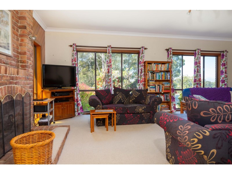 56 Cook Avenue, Surf Beach NSW 2536