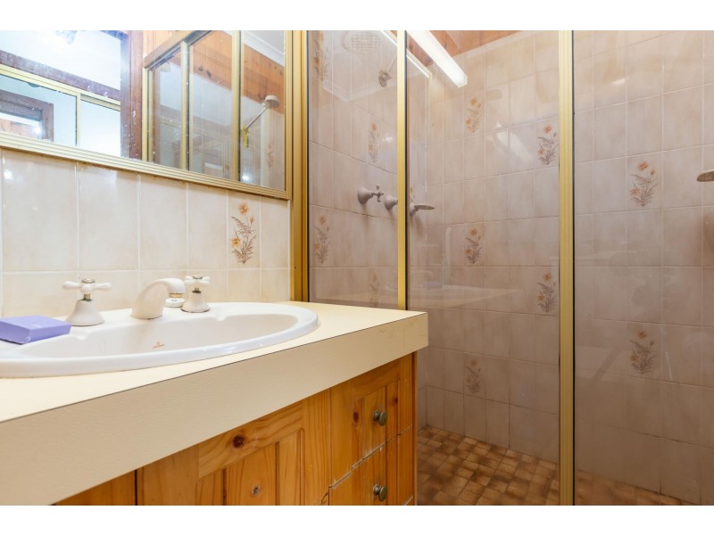 56 Cook Avenue, Surf Beach NSW 2536