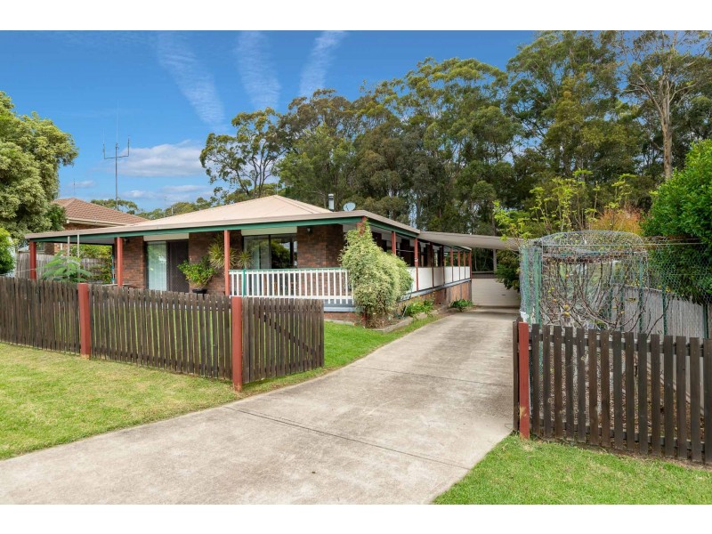 5 Sturt Place, Denhams Beach NSW 2536