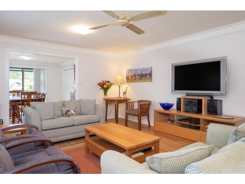 5 Sturt Place, Denhams Beach NSW 2536