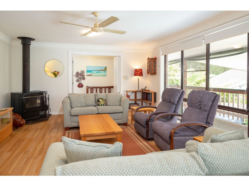 5 Sturt Place, Denhams Beach NSW 2536