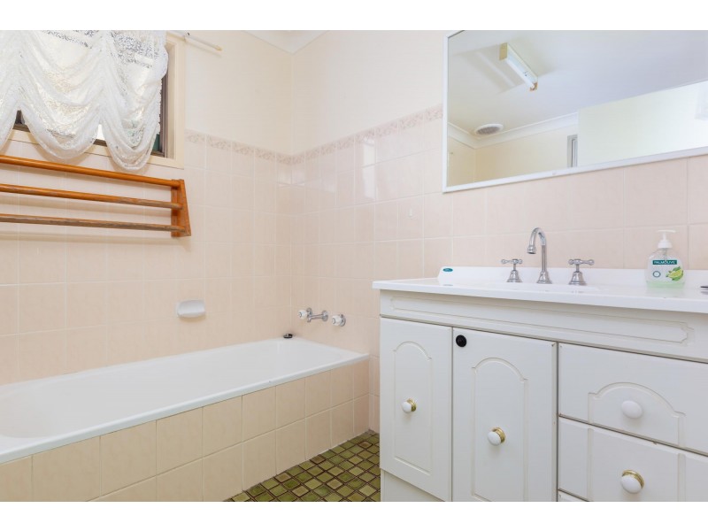 15 Country Club Drive, Catalina NSW 2536