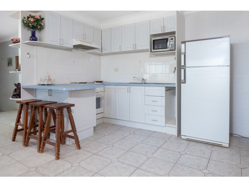 24B Kauzal Crescent, Surf Beach NSW 2536