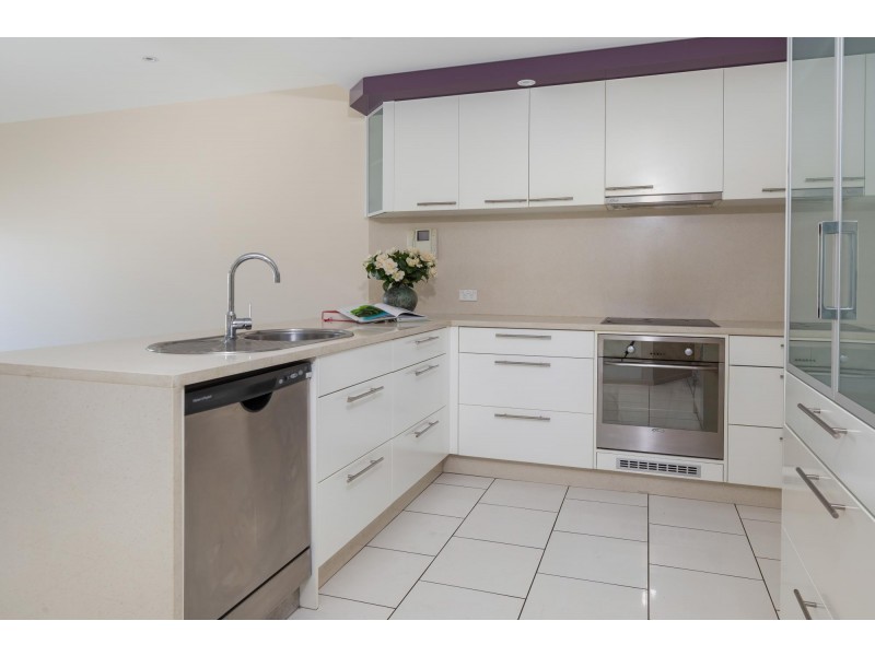 2/30 Pacific Street, Batemans Bay NSW 2536