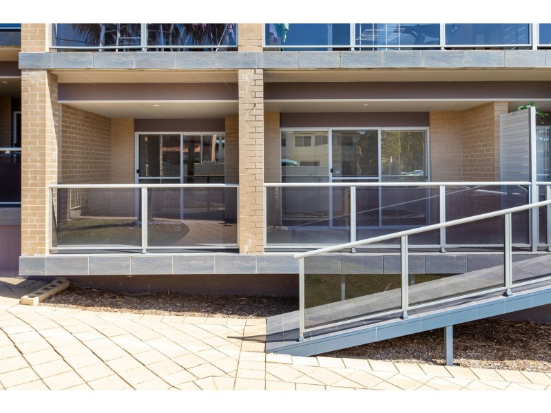 2/30 Pacific Street, Batemans Bay NSW 2536