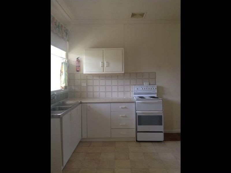 2/27 Wharf Rd, Surfside NSW 2536