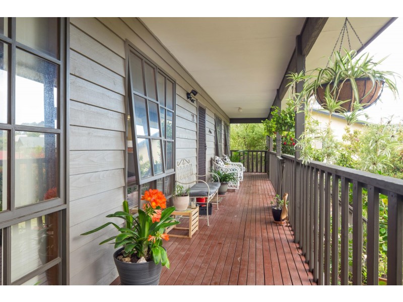 28 Johnson Place, Surf Beach NSW 2536