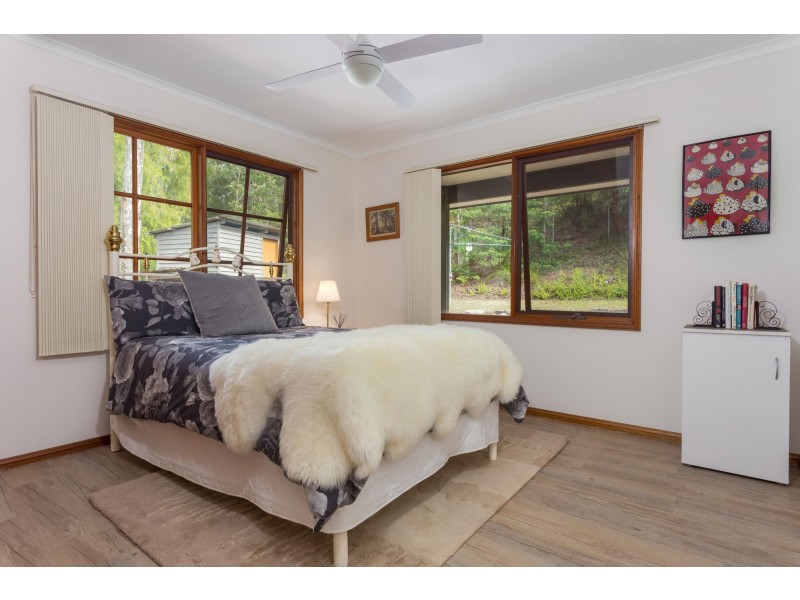 28 Johnson Place, Surf Beach NSW 2536