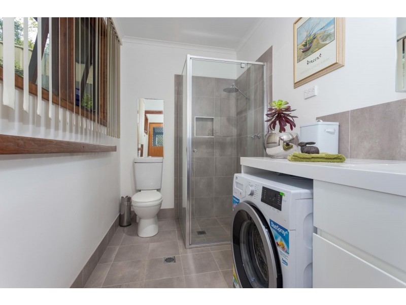 28 Johnson Place, Surf Beach NSW 2536