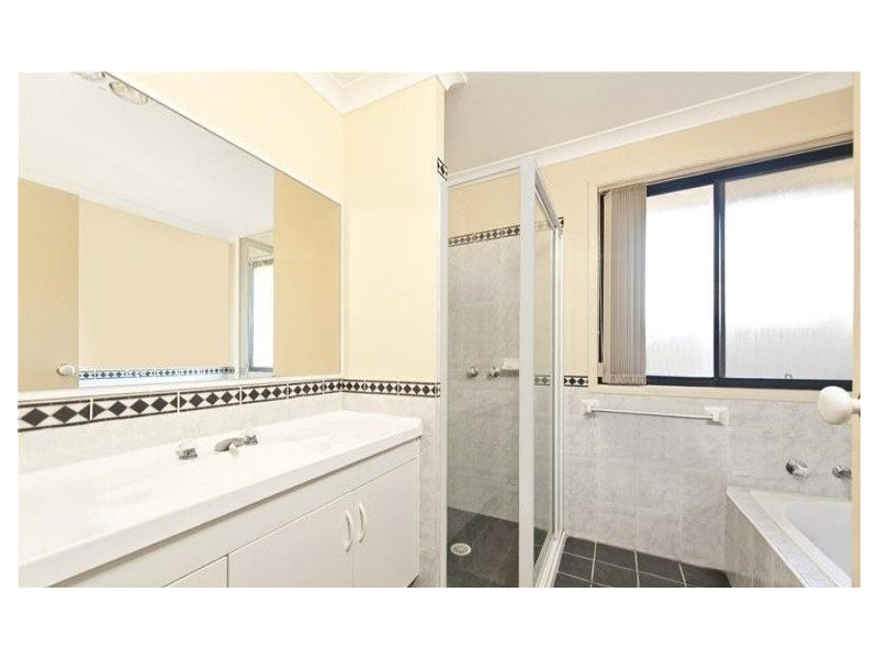 50 Grantham Road, Batehaven NSW 2536