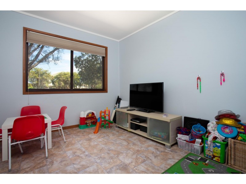 23 Hibiscus Close, Maloneys Beach NSW 2536