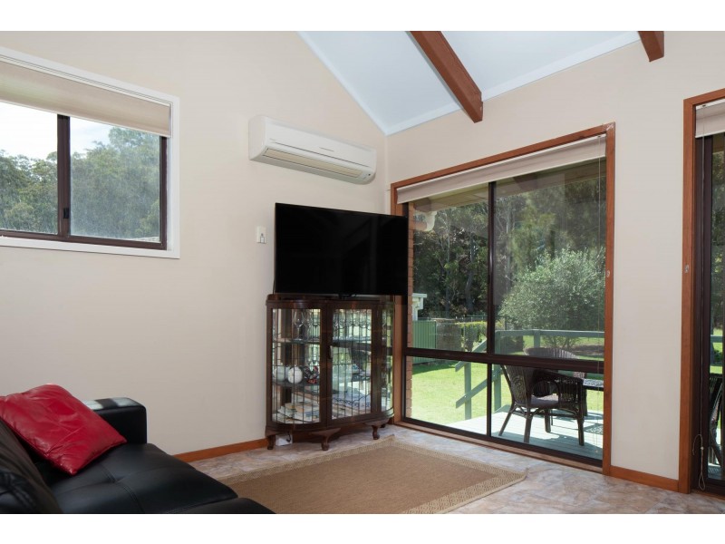 23 Hibiscus Close, Maloneys Beach NSW 2536