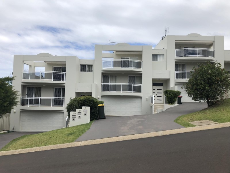 3b Henry Place, Long Beach NSW 2536