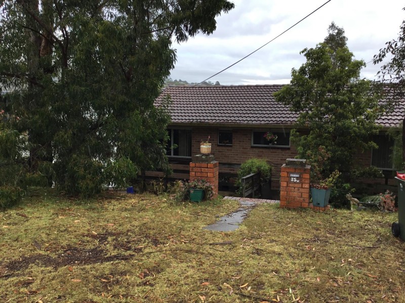 35 Ocean Ave, Surf Beach NSW 2536