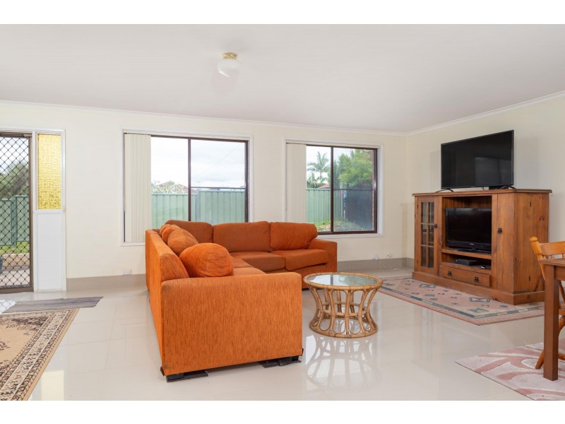 26 Berrima Parade, Surfside NSW 2536