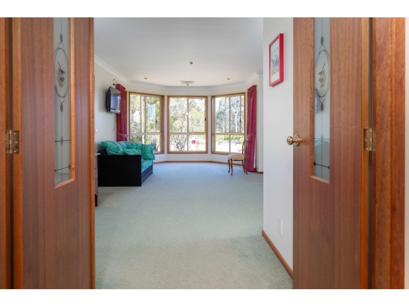 9 Bluemoor Road, North Batemans Bay NSW 2536