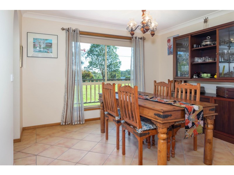 9 Bluemoor Road, North Batemans Bay NSW 2536