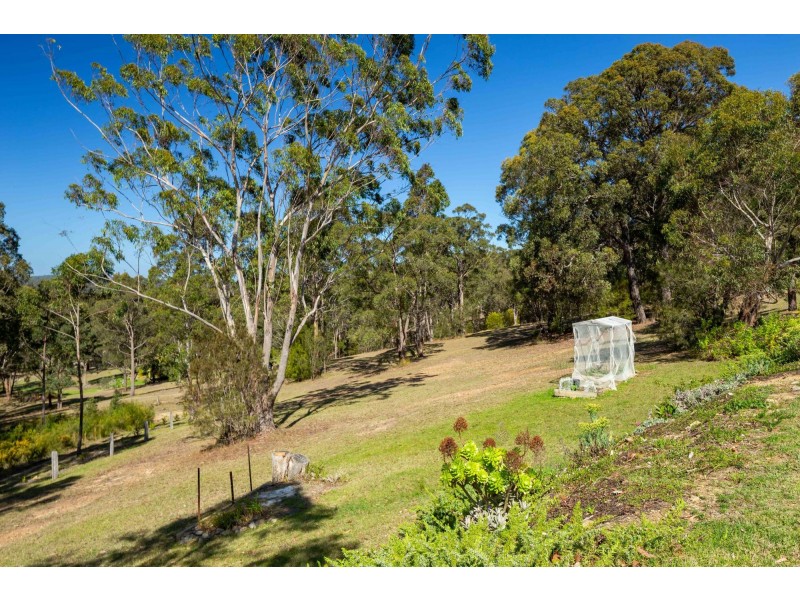 9 Bluemoor Road, North Batemans Bay NSW 2536