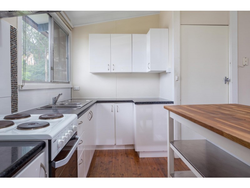 36 Clare Crescent, Batehaven NSW 2536