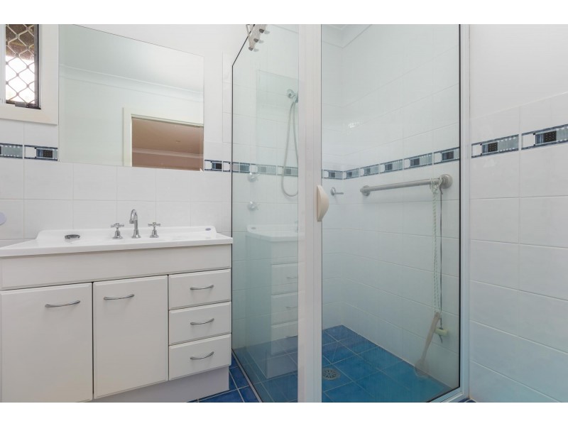 39 Parker Avenue, Surf Beach NSW 2536