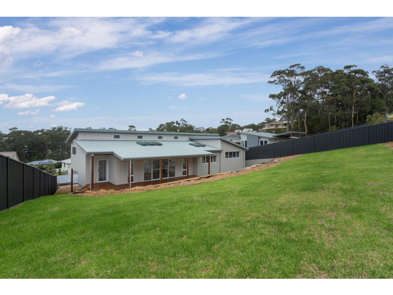 7 Bowerbird Place, Malua Bay NSW 2536