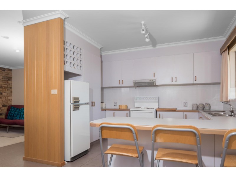 29 Ocean Avenue, Surf Beach NSW 2536