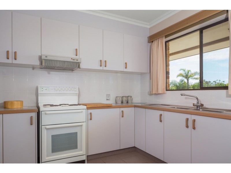 29 Ocean Avenue, Surf Beach NSW 2536