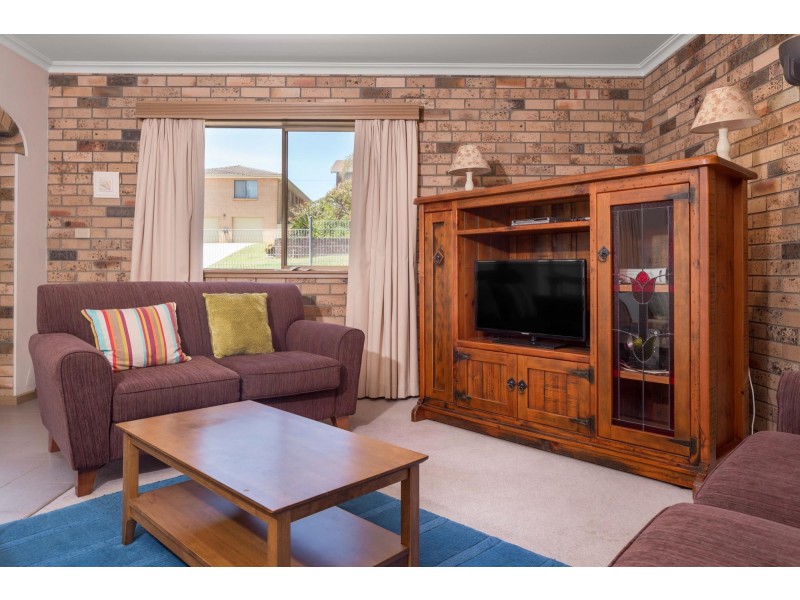 29 Ocean Avenue, Surf Beach NSW 2536