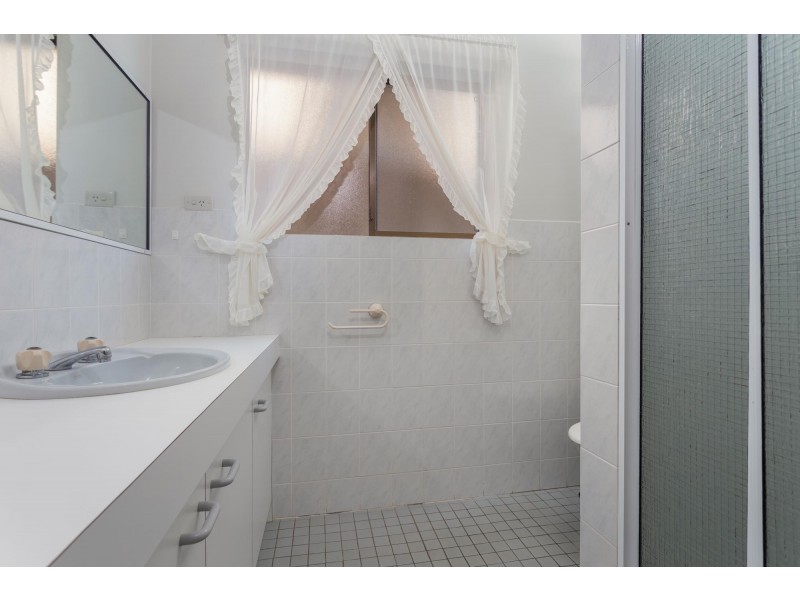 29 Ocean Avenue, Surf Beach NSW 2536