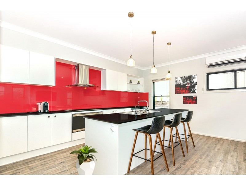 19 Luks Way, Batehaven NSW 2536