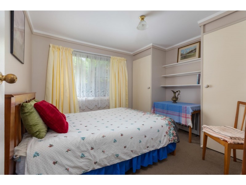 27 Tasman Street, Surf Beach NSW 2536