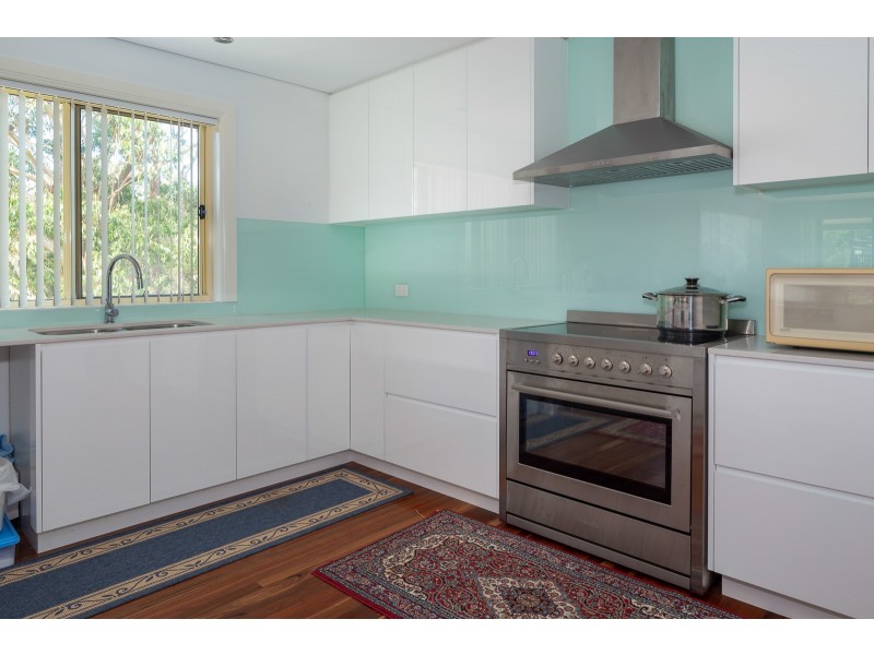 25 Oakwood Way, Catalina NSW 2536