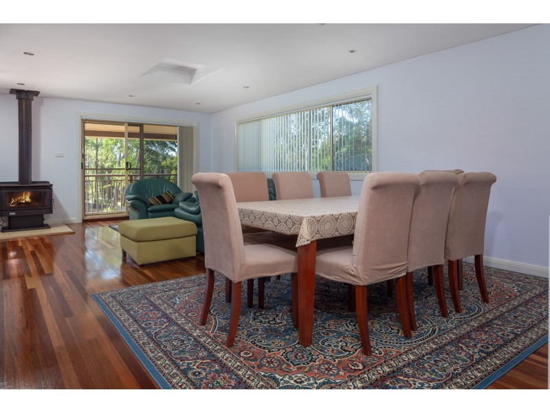 25 Oakwood Way, Catalina NSW 2536