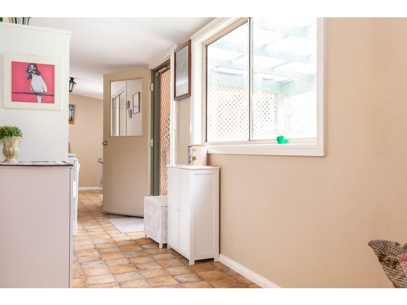 3 Scenic Place, Moruya Heads NSW 2537