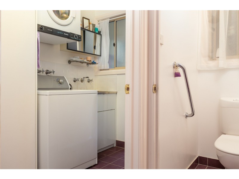 3 Scenic Place, Moruya Heads NSW 2537