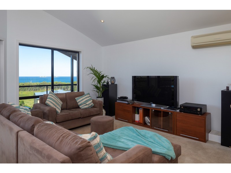 24 Seaview Way, Long Beach NSW 2536