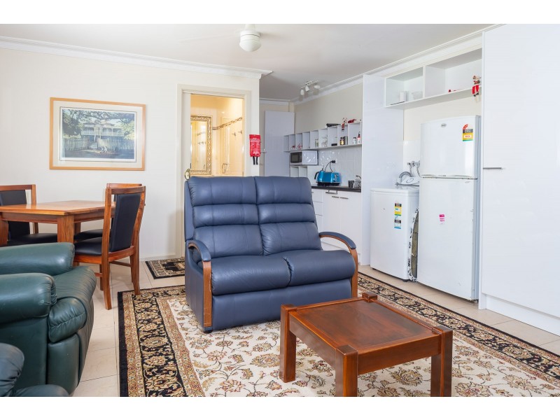 124 Maloneys Drive, Maloneys Beach NSW 2536