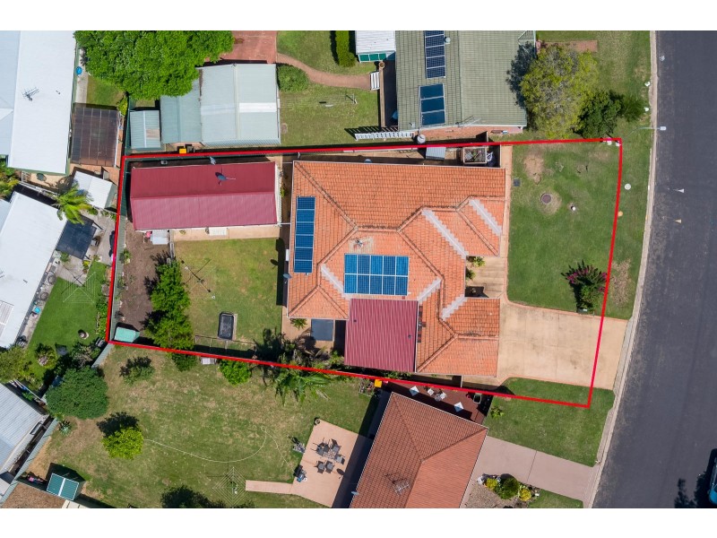 124 Maloneys Drive, Maloneys Beach NSW 2536