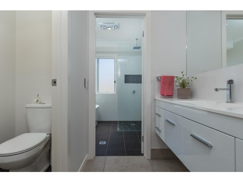 30 Broomfield Crescent, Long Beach NSW 2536