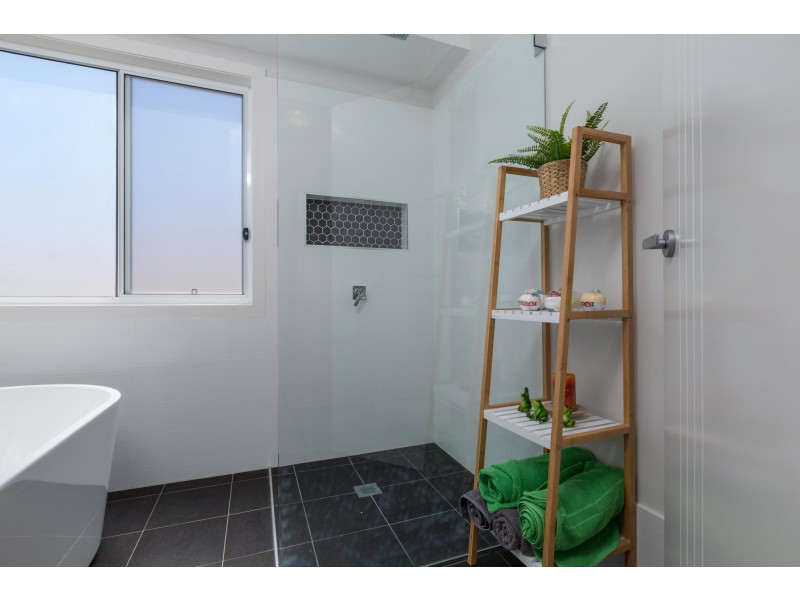 30 Broomfield Crescent, Long Beach NSW 2536