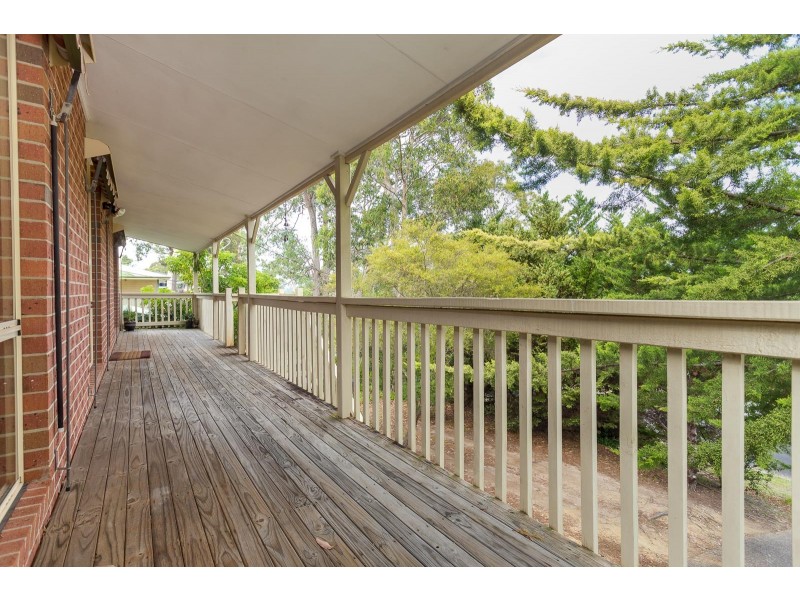 48 Beauty Crescent, Surfside NSW 2536