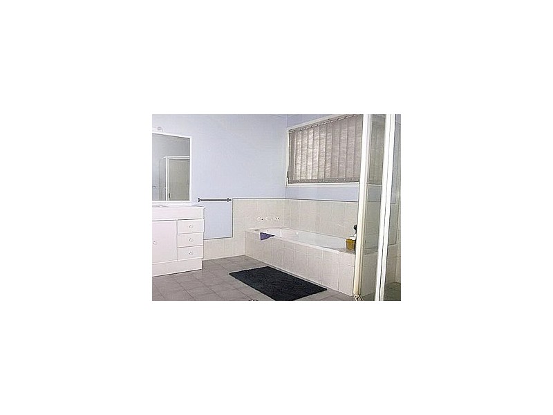 138 Country Club Drive, Catalina NSW 2536