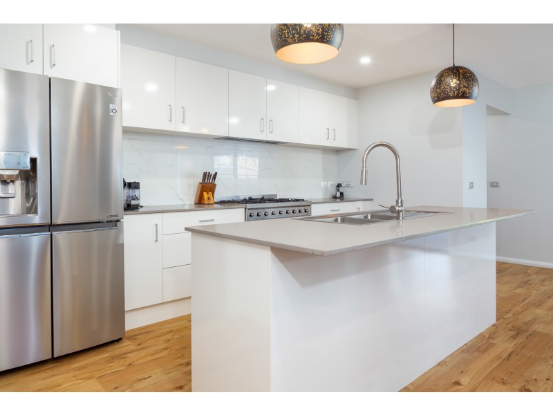 17 Freycinet Drive, Sunshine Bay NSW 2536